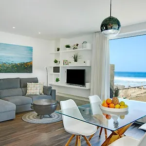 https://villa-quintanilla.in-canary-islands.com